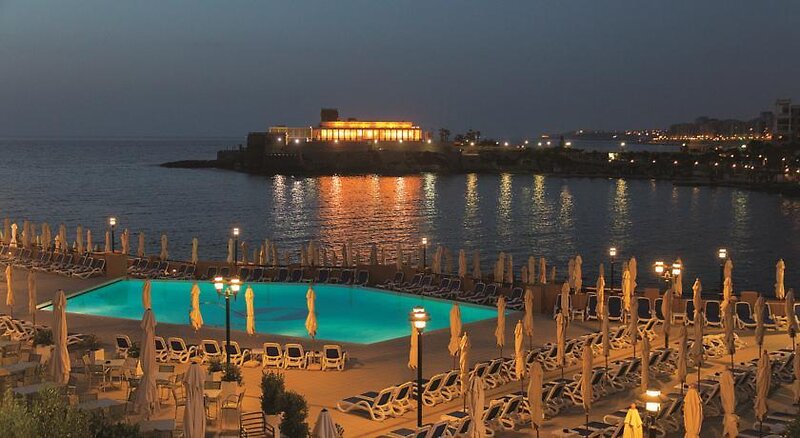 Hotel: Corinthia St George's Bay, Malta