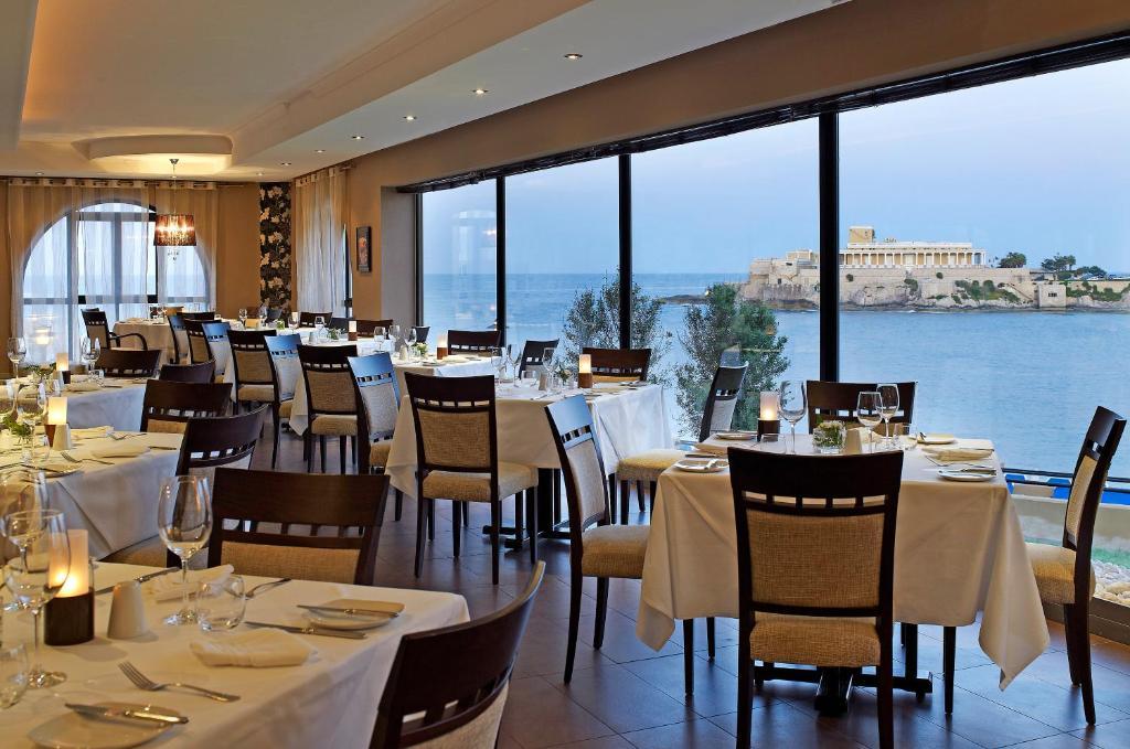 Hotel: Corinthia St George's Bay, Malta