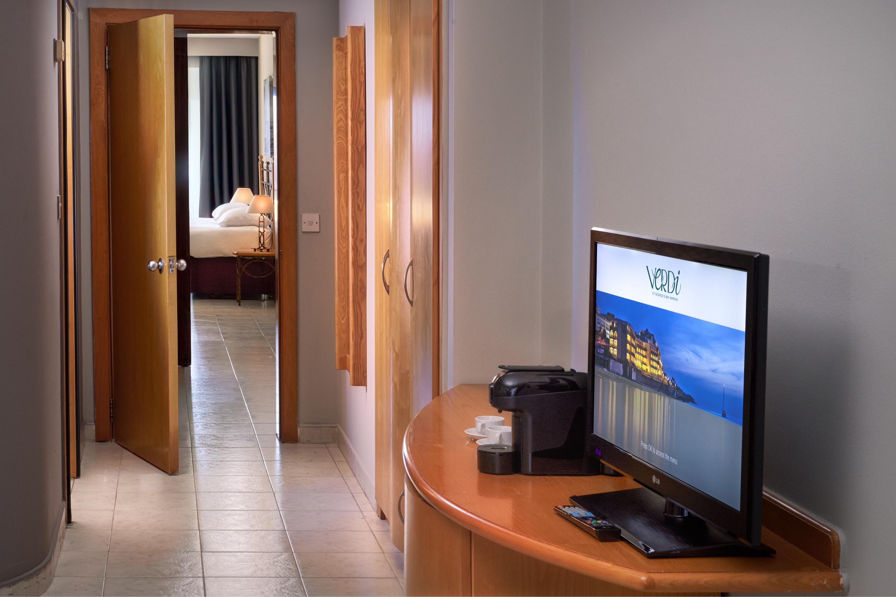 Hotel: Verdi St. Georges Bay Marina