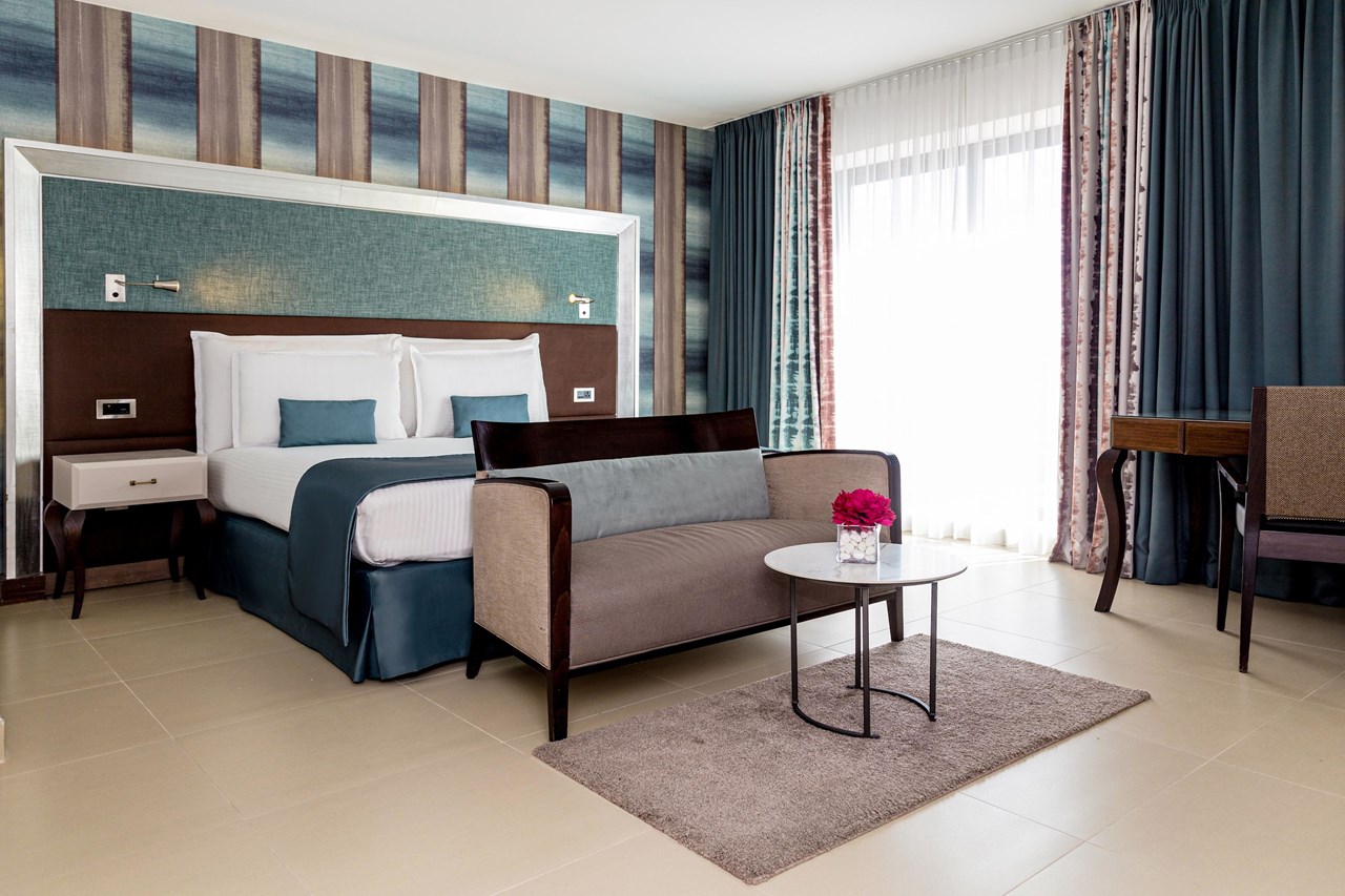 AX The Palace Zimmer-Kategorien Business, Suite (Junior Suite)