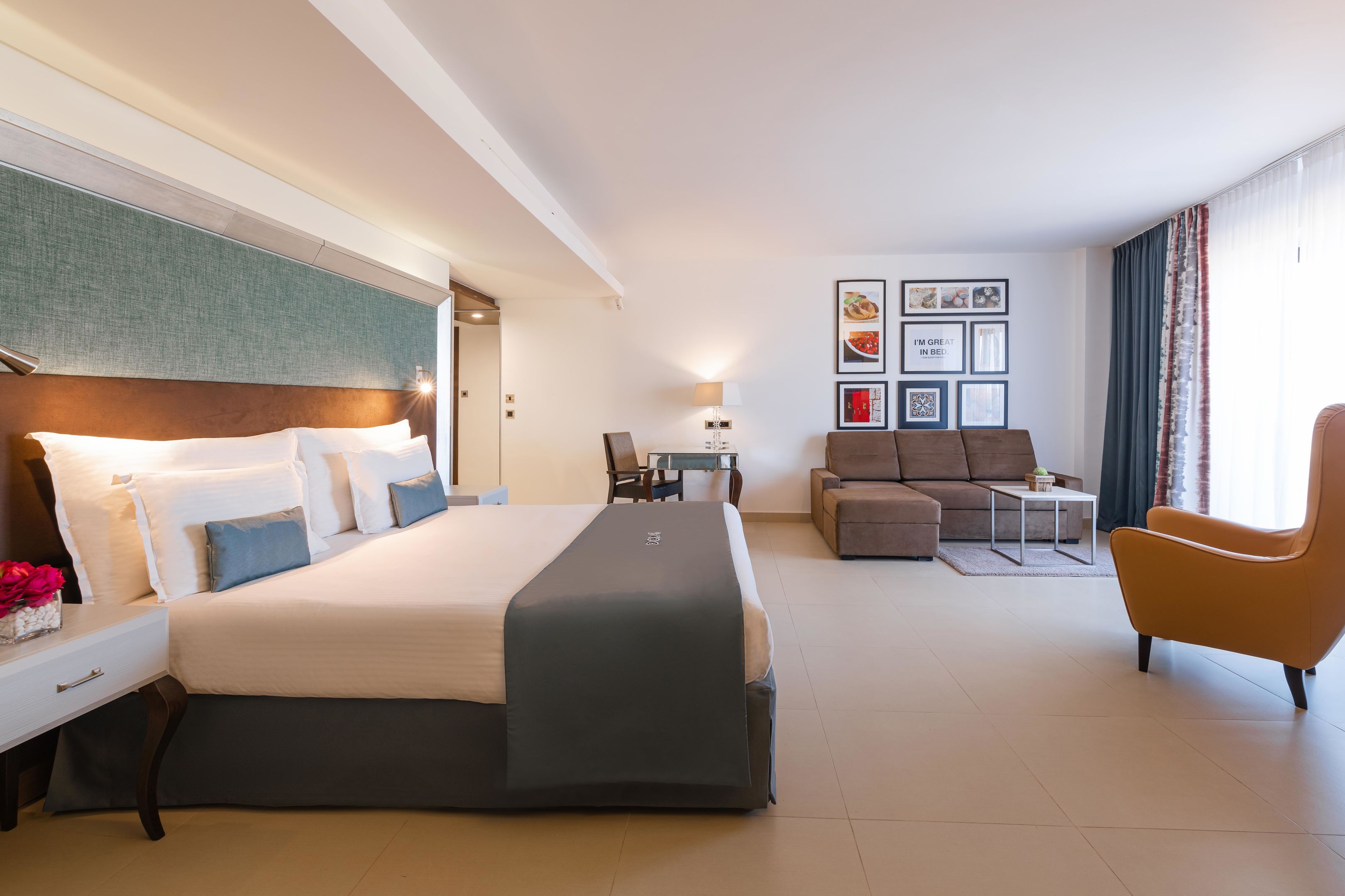 Hotel: AX The Palace