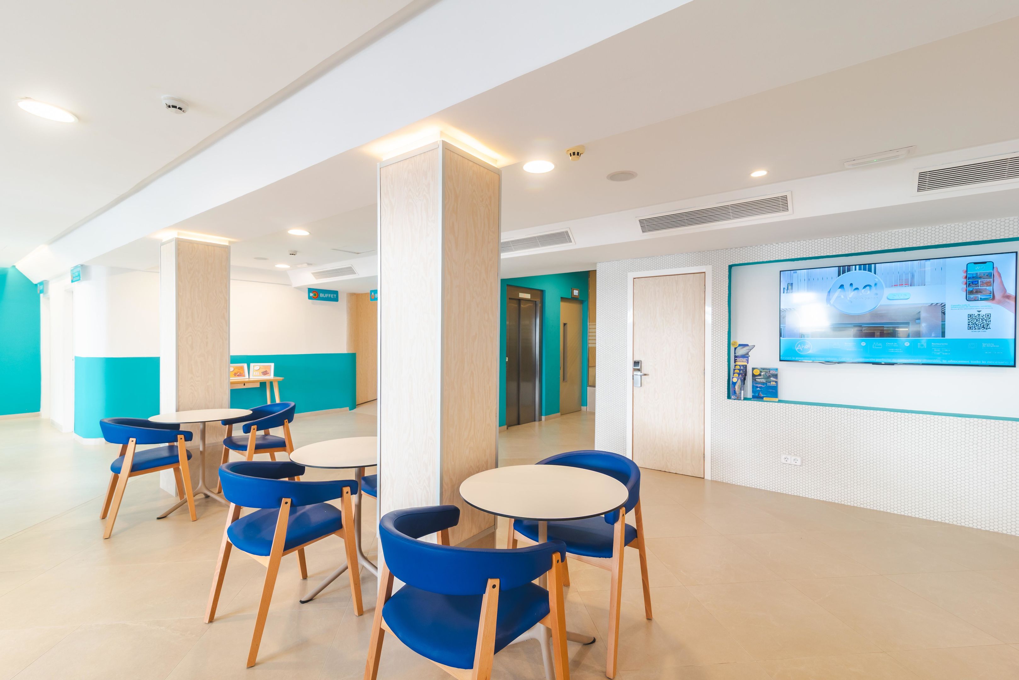 Hotel: Ahoi! Urban Beach Hotel