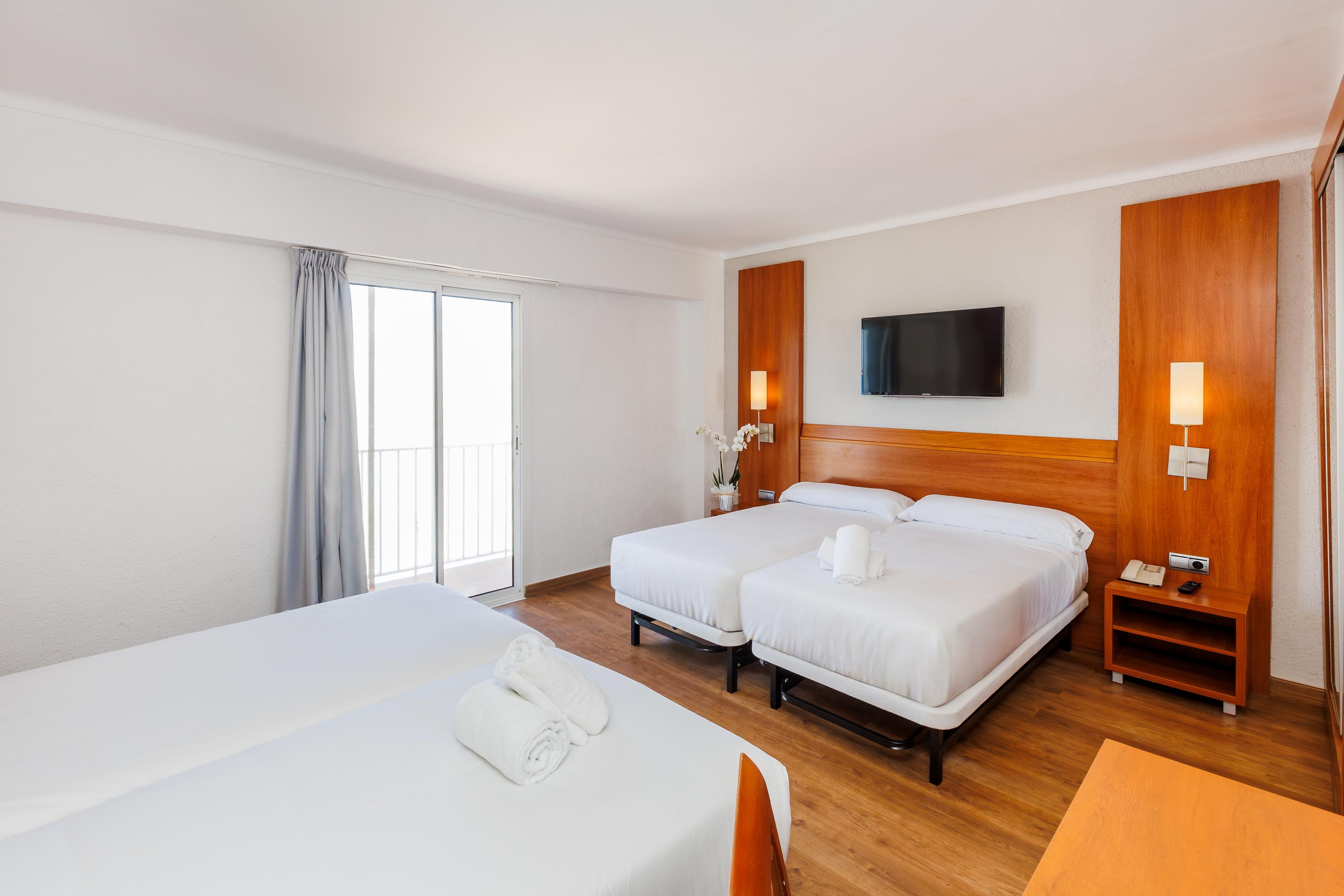 O7 Colombo Zimmer-Kategorien Family Room