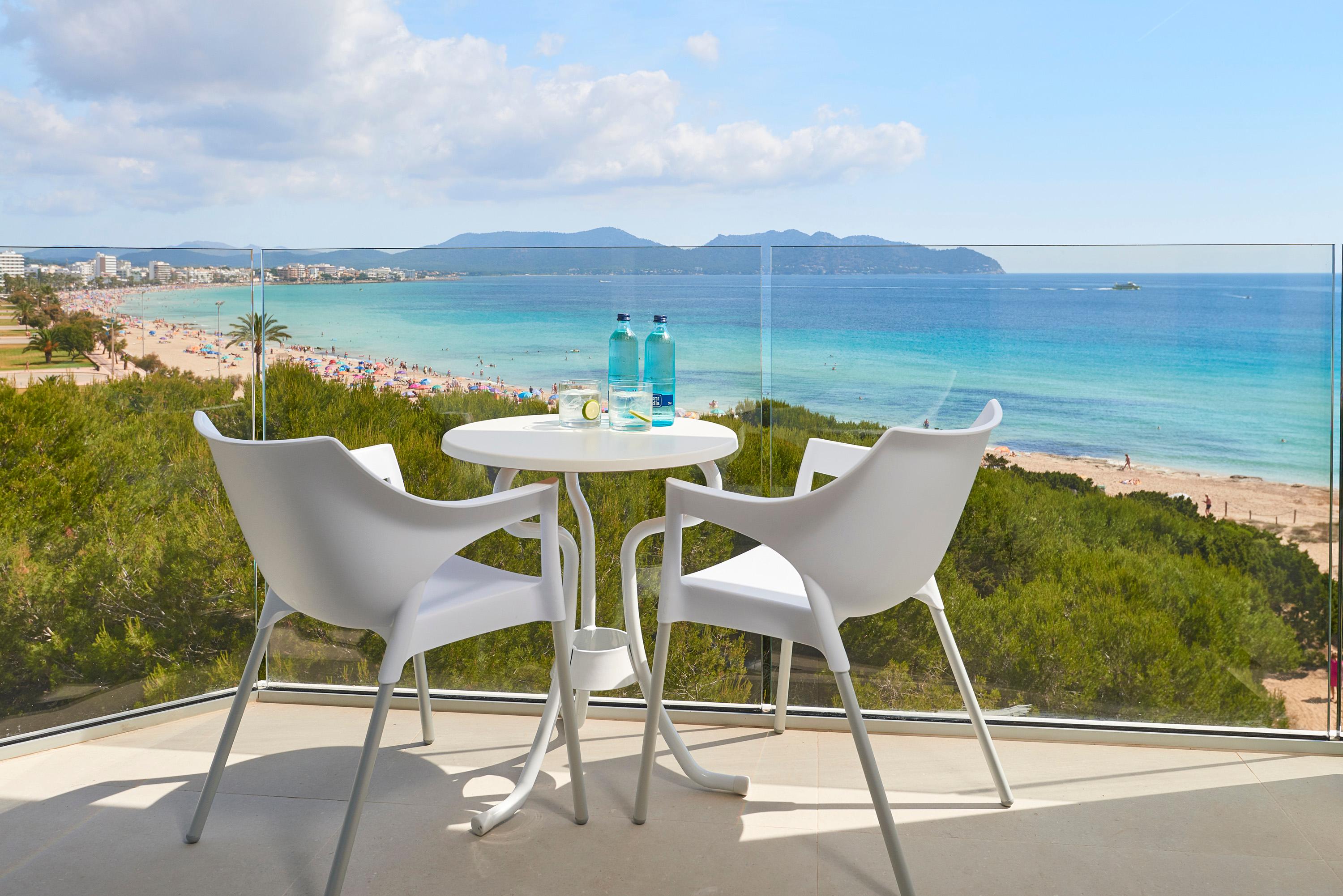 Hipotels Bahía Cala Millor Zimmer-Kategorien Sea View Double Room