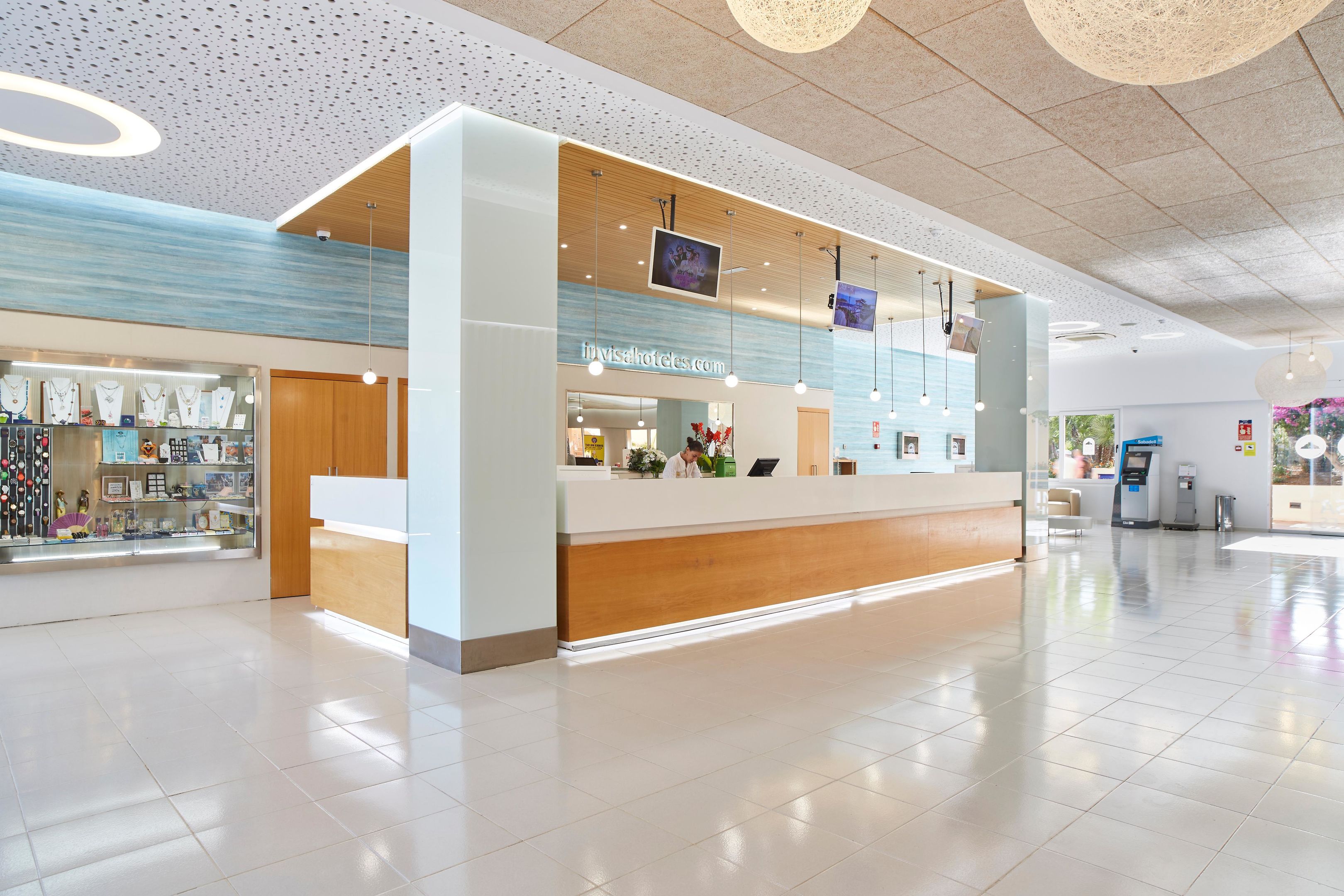 Hotel: Invisa Hotel Club Cala Blanca