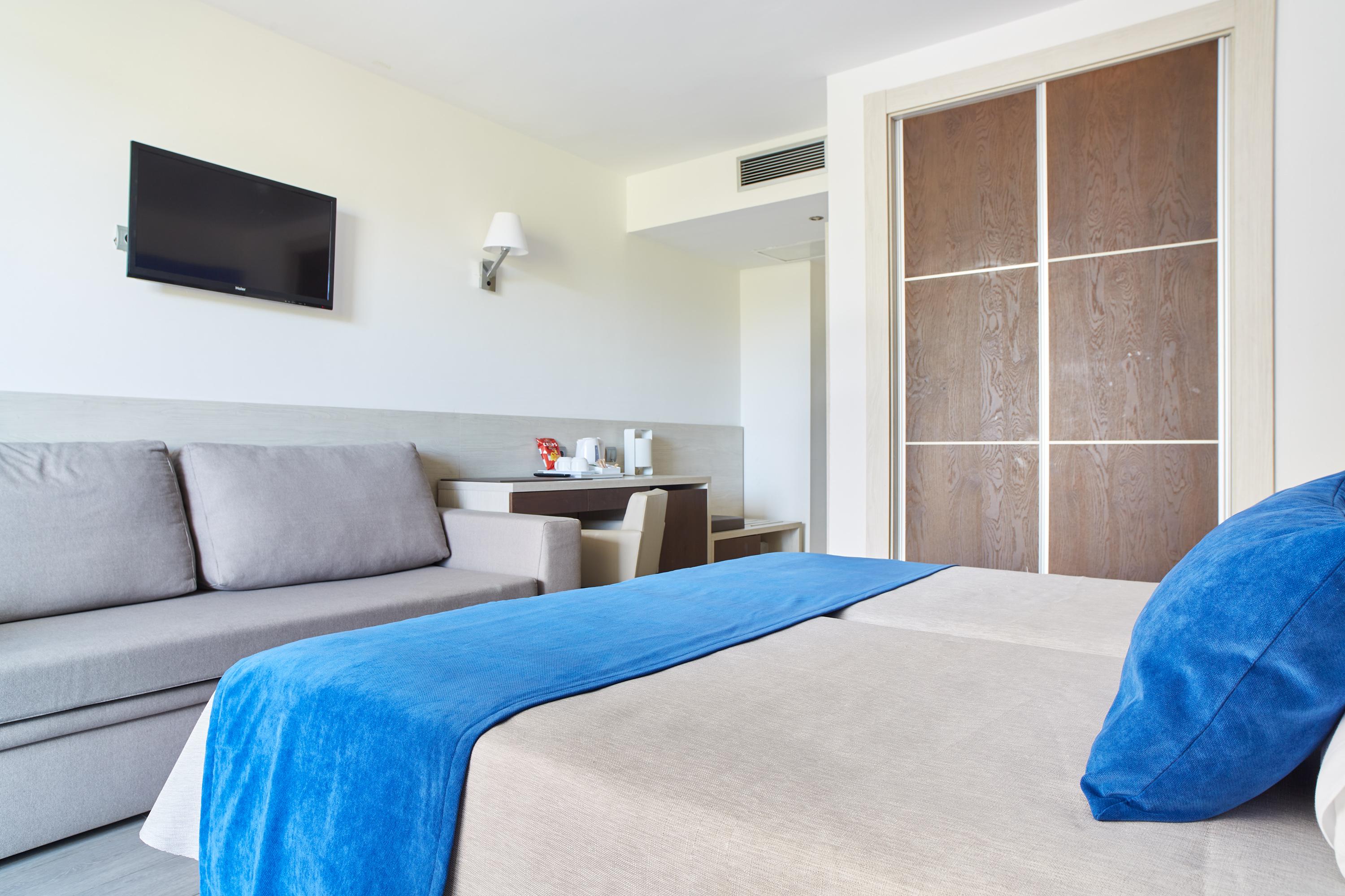 Hotel: Invisa Hotel Club Cala Blanca
