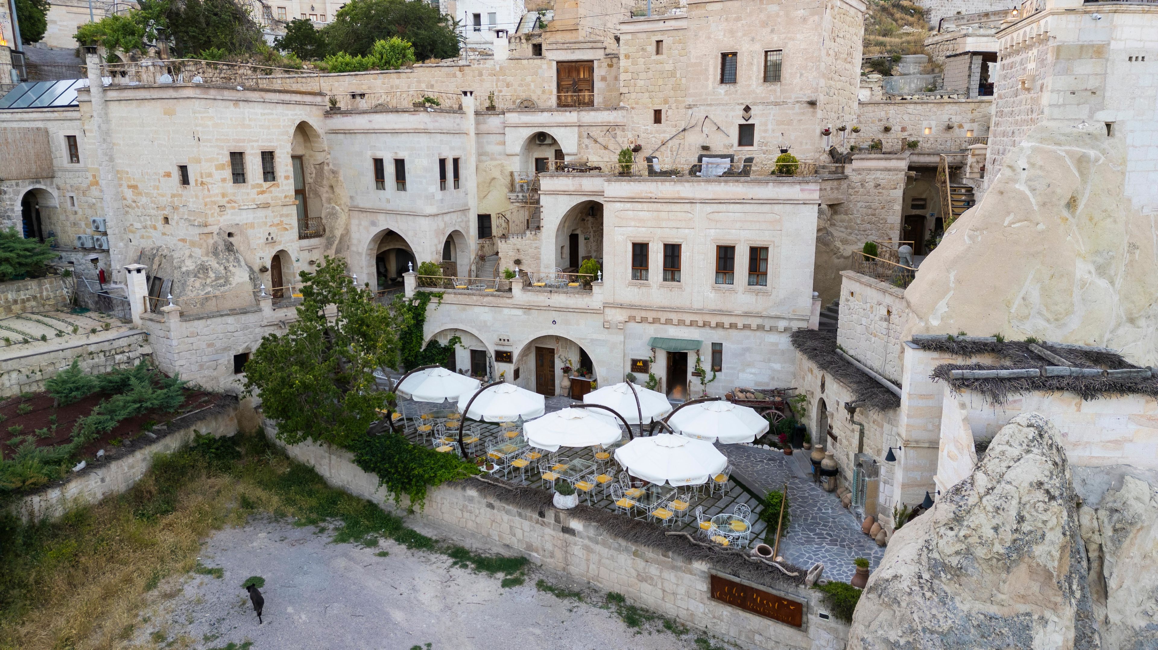 Hotels - Gay-Friendly - Tafoni Houses Cave Hotel