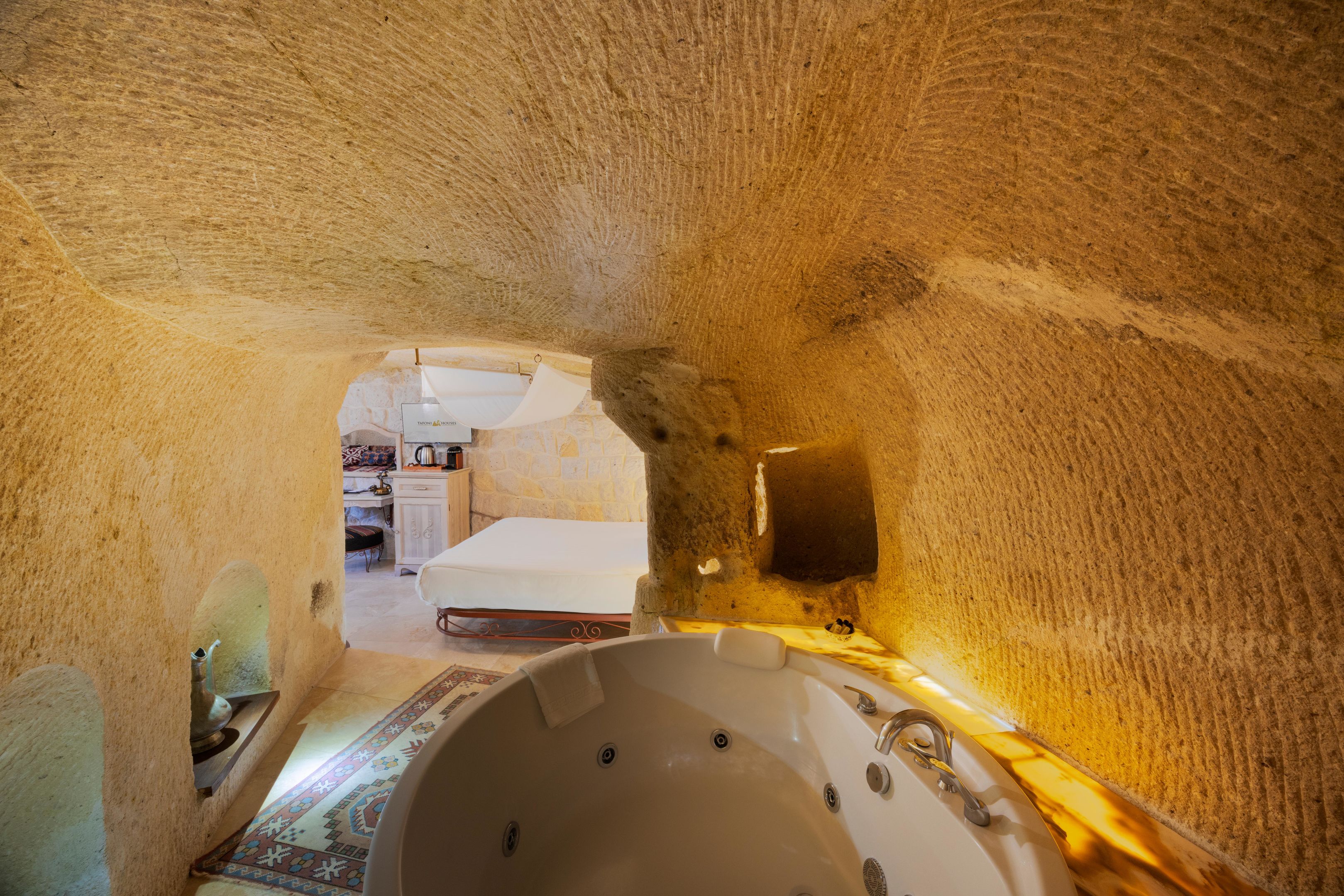 Hotels - Gay-Friendly - Tafoni Houses Cave Hotel