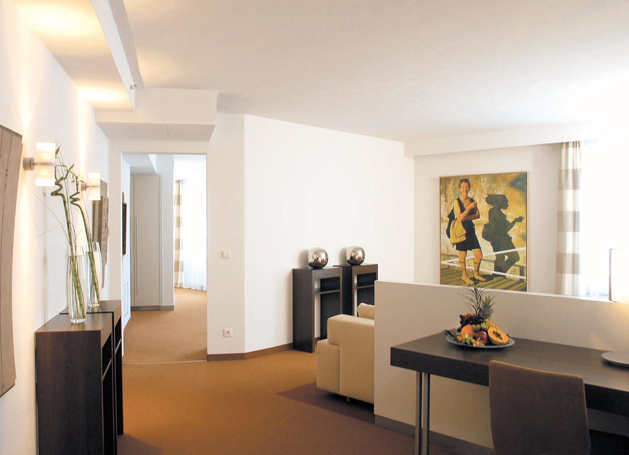 Estrel Berlin Zimmer-Kategorien Suite