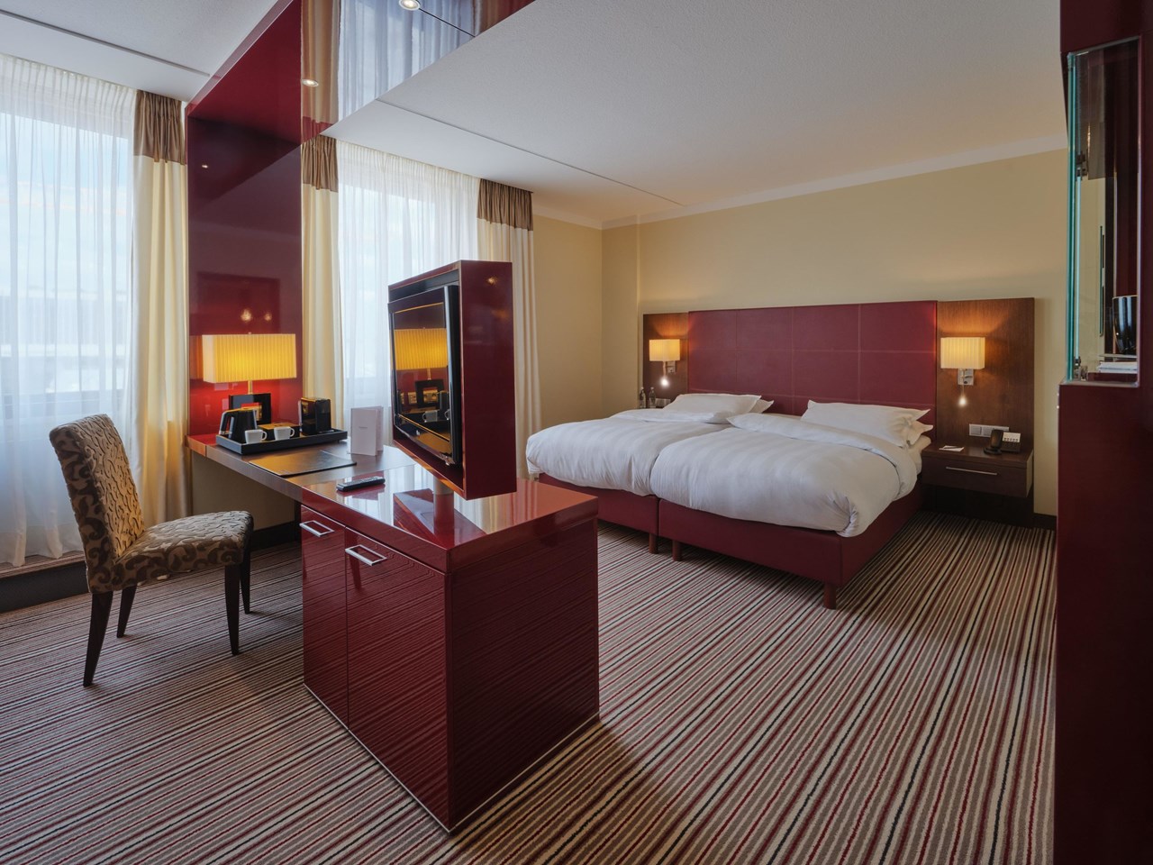Steigenberger Graf Zeppelin Zimmer-Kategorien Suite (Executive Junior Suite)