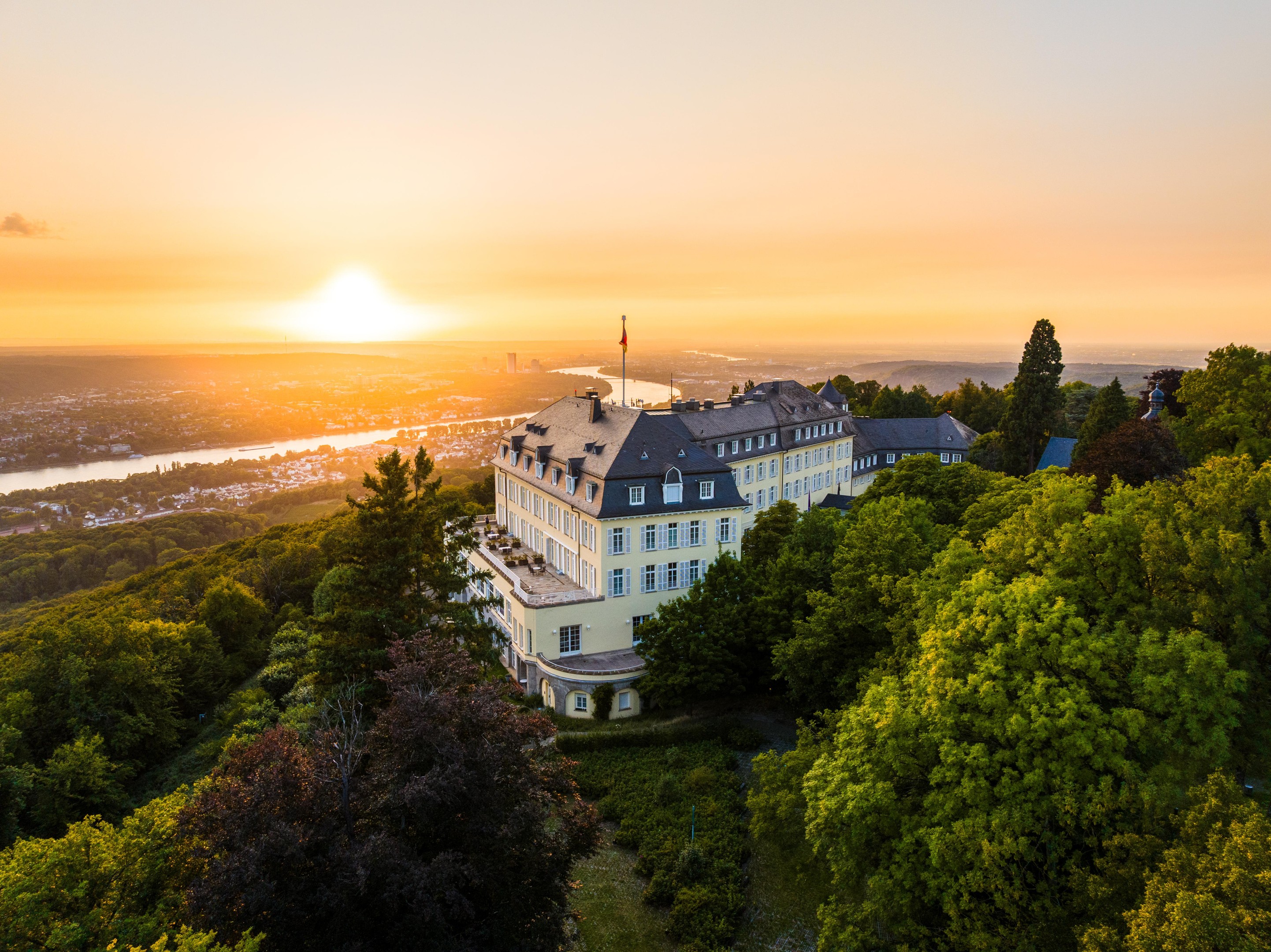 Hotels - Köln, Bonn, Eifel ... - Steigenberger Icon Grandhotel & Spa Petersberg