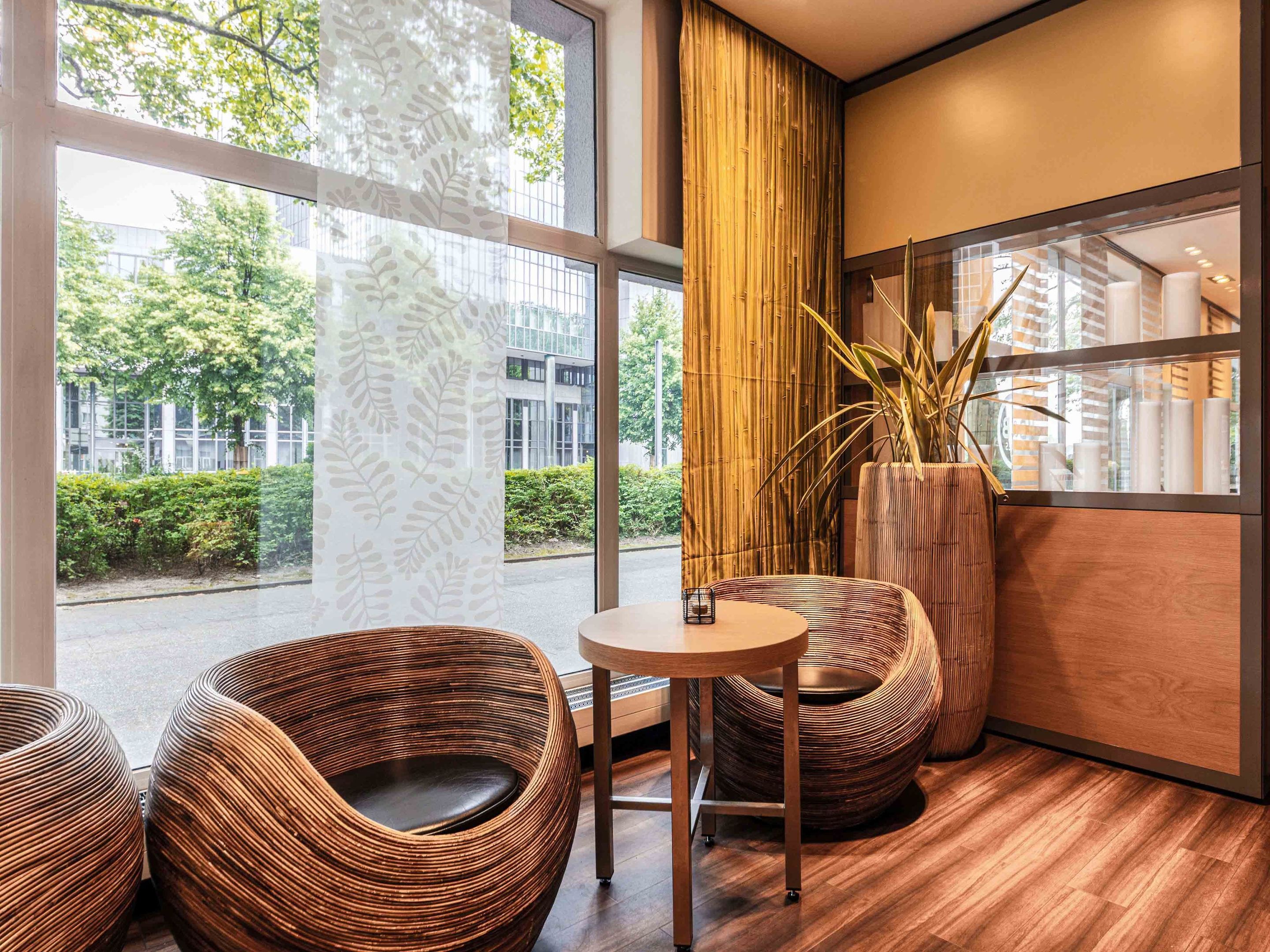 Hotels - Bochum - B&B HOTEL Essen-Hbf
