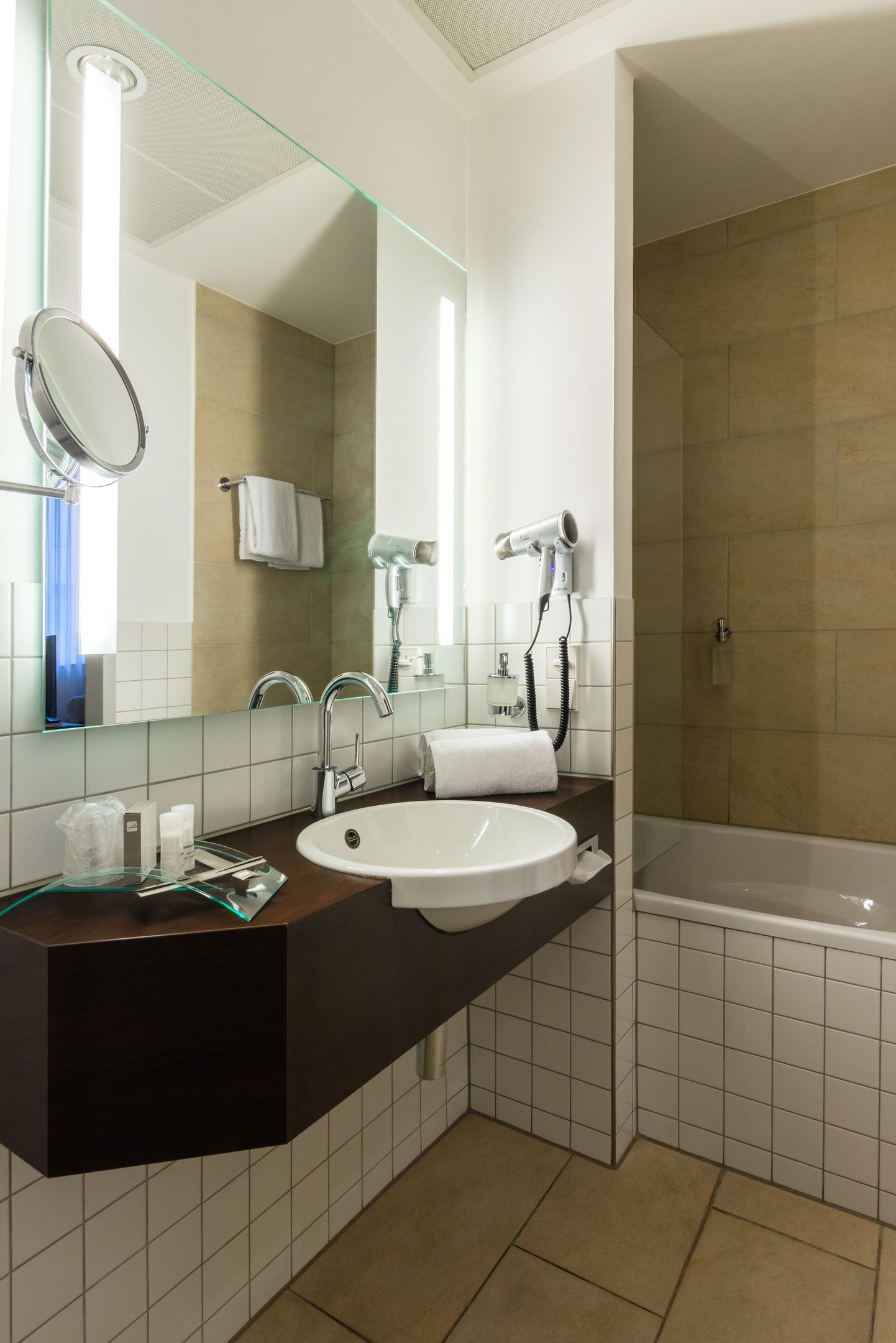 Hotel Esplanade Dortmund Zimmer-Kategorien Superior, Doppelzimmer (Juniorsuite Classic)