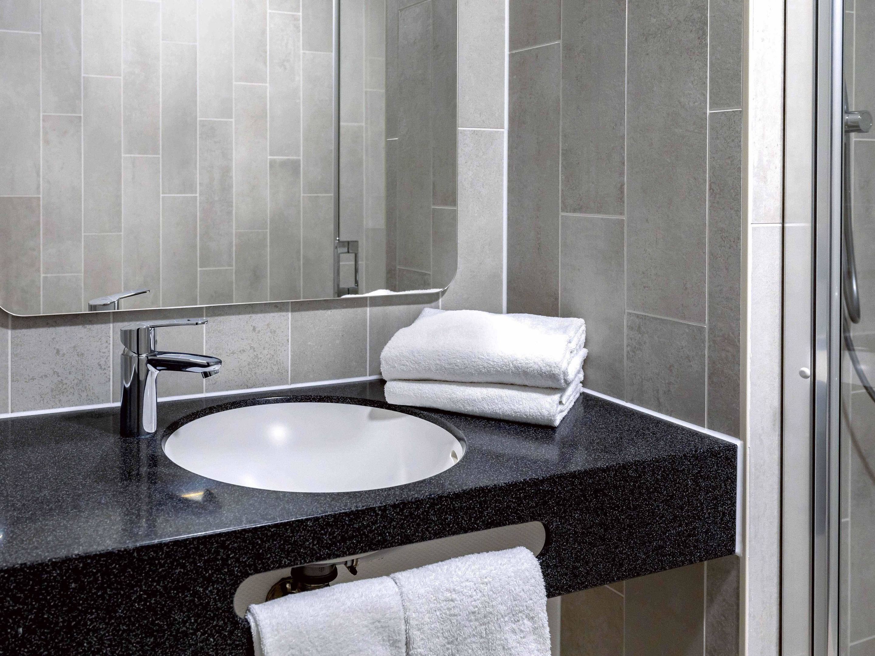 B&B HOTEL Bonn-West Zimmer-Kategorien Standard, Familienzimmer (4 people family room)