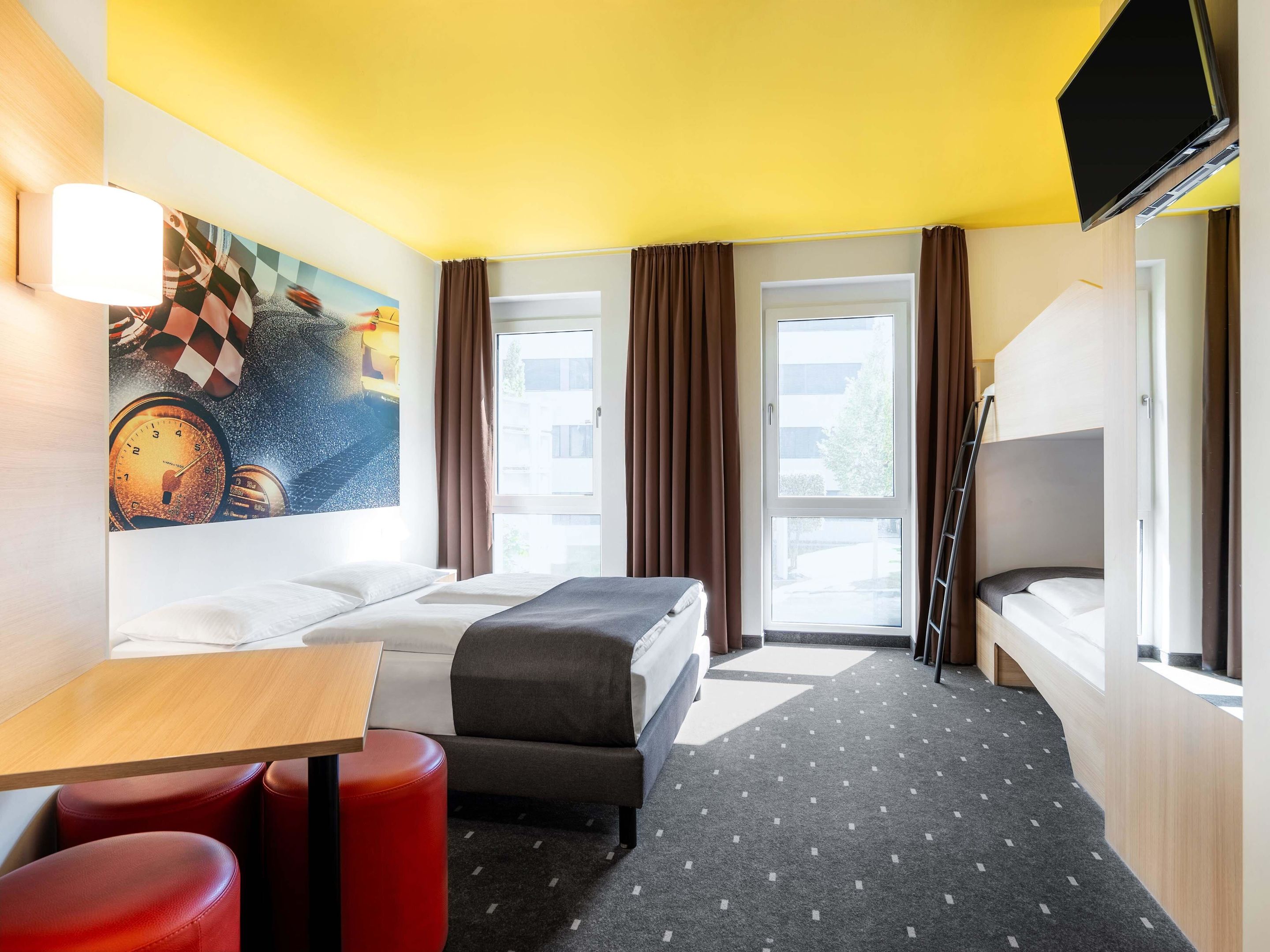 B&B HOTEL Stuttgart-Zuffenhausen Zimmer-Kategorien Standard, Familienzimmer (4 people family room)
