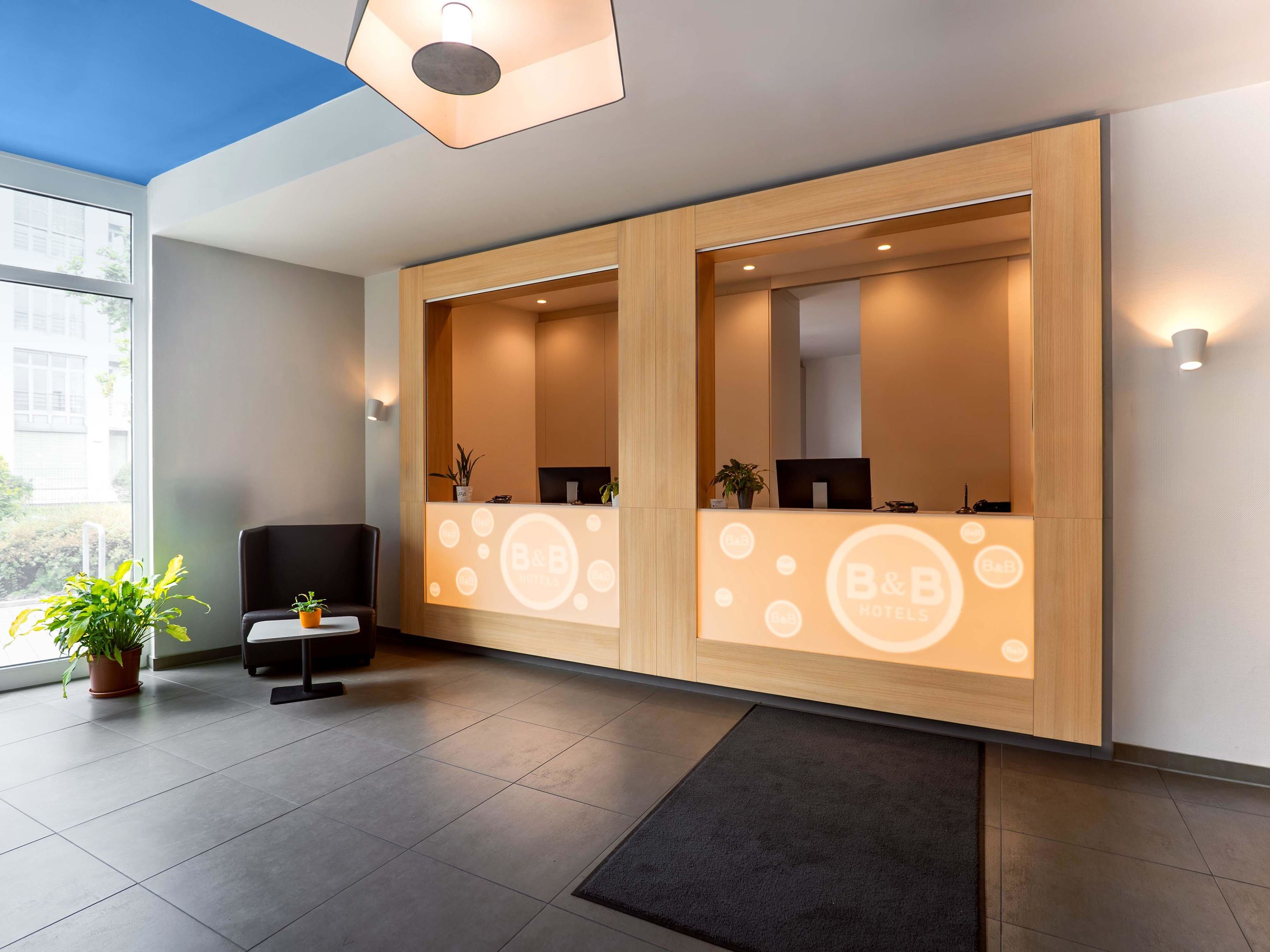 Hotels - Stuttgart / Kurpfalz / Odenwald ... - B&B HOTEL Stuttgart-Airport/Messe