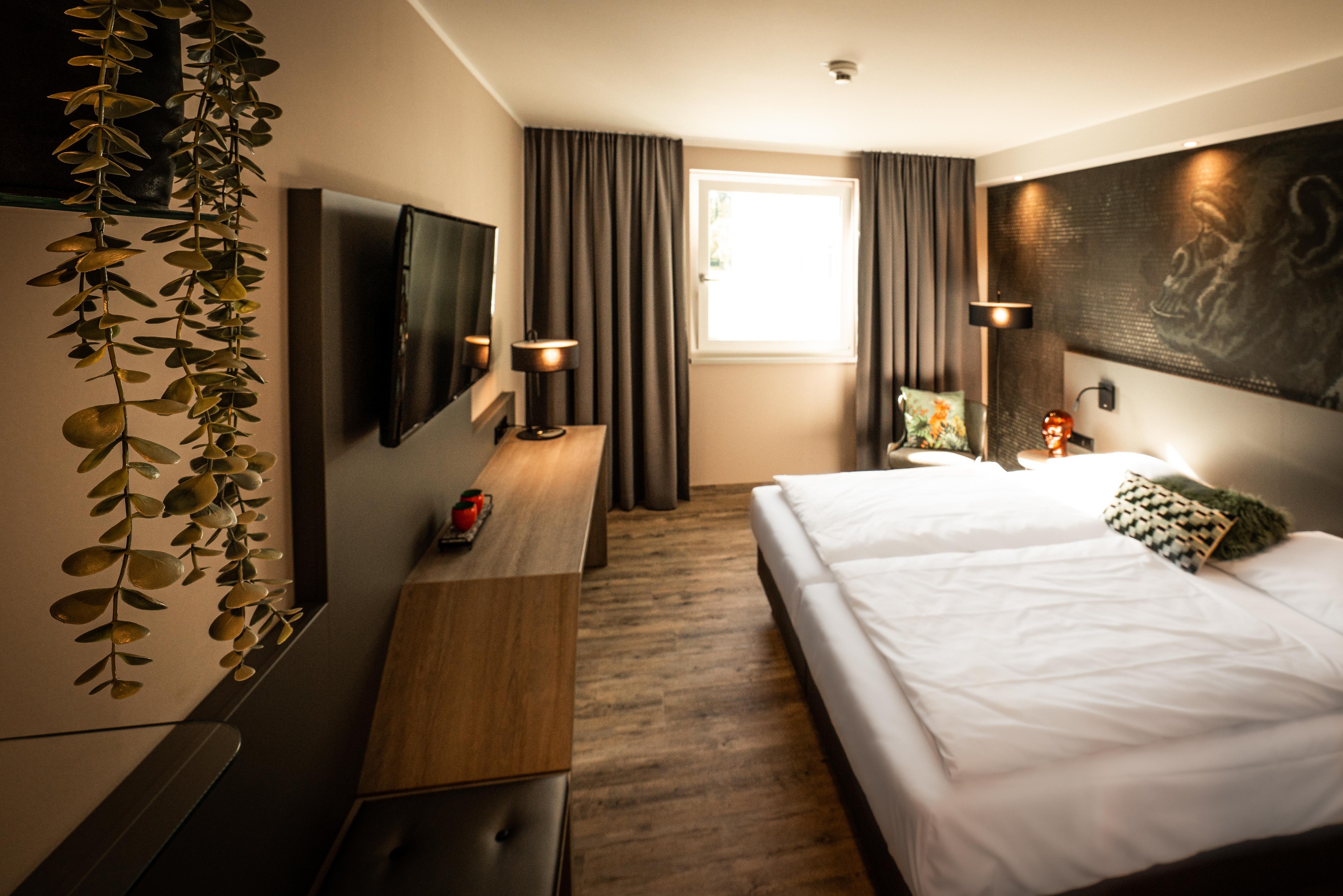 LOGINN Hotel Stuttgart Zuffenhausen Zimmer-Kategorien Superior, Zweibettzimmer (Superior Doppel- oder Twinzimmer)