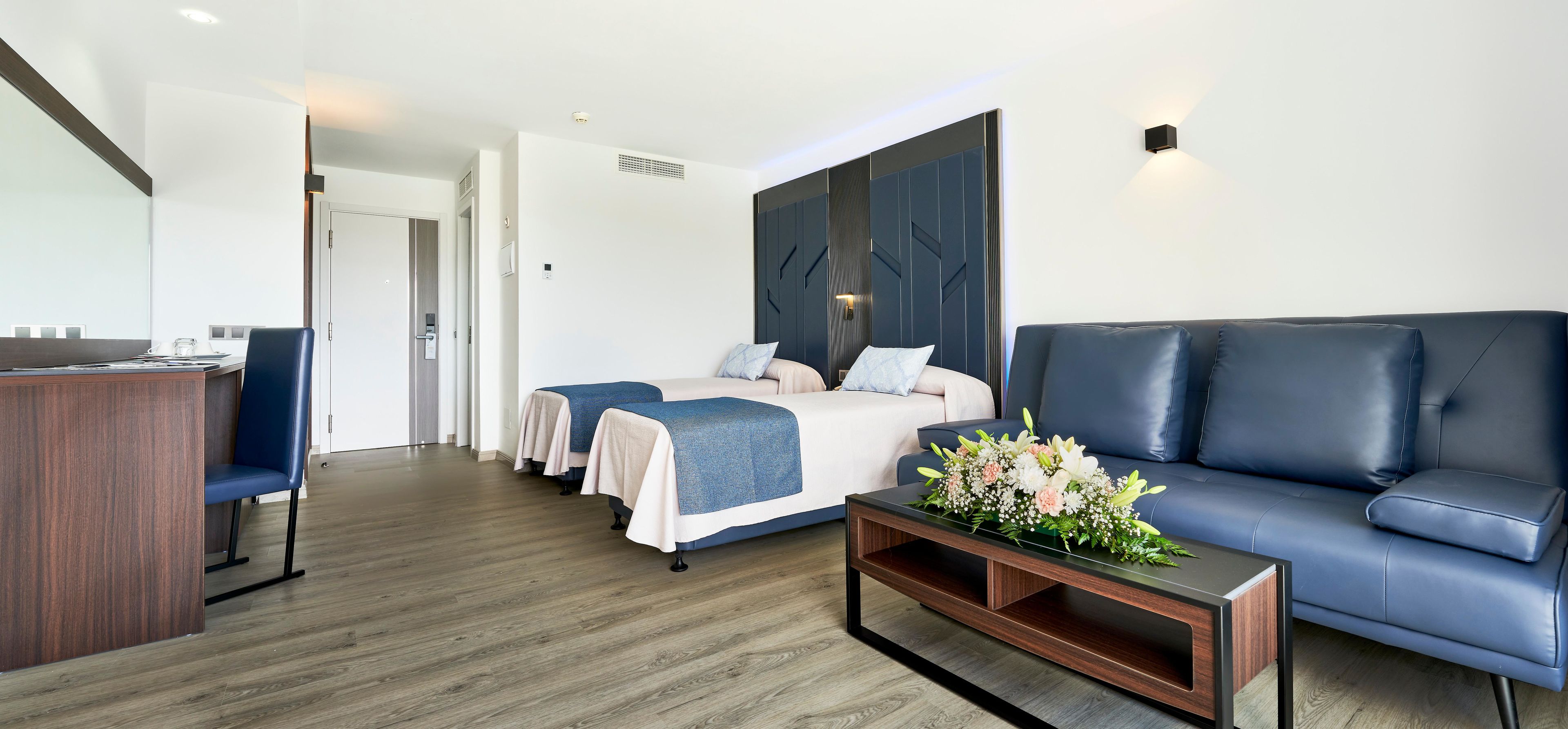 O7 BE KLUB Family Reef Zimmer-Kategorien Habitacion doble deluxe familiar con balcon