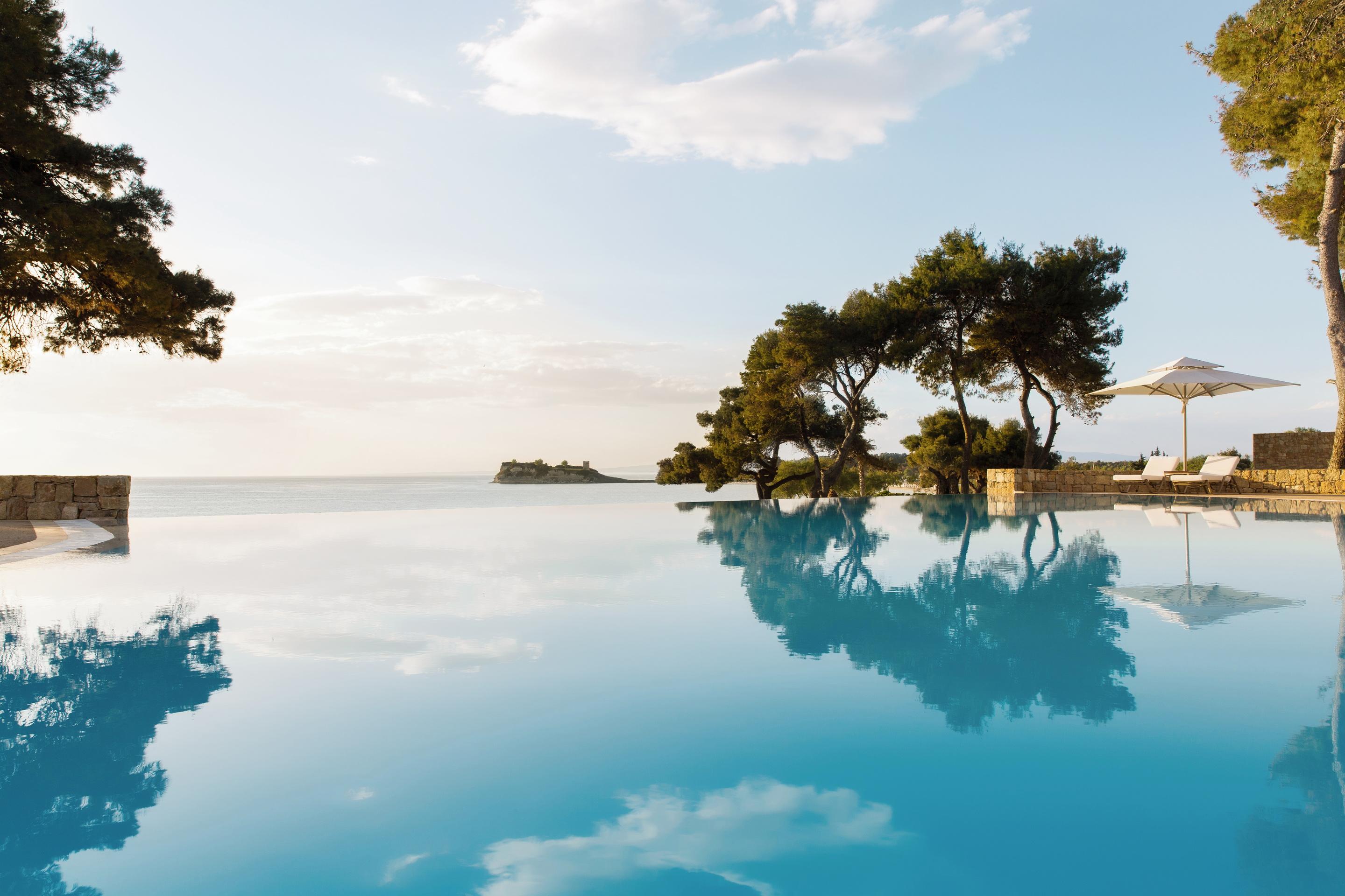 Hotel: Sani Club